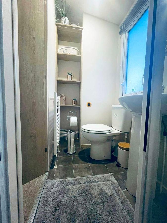 The Sunflower Luxury Caravan At Tattersall Lakes Ξενοδοχείο Tattershall Εξωτερικό φωτογραφία
